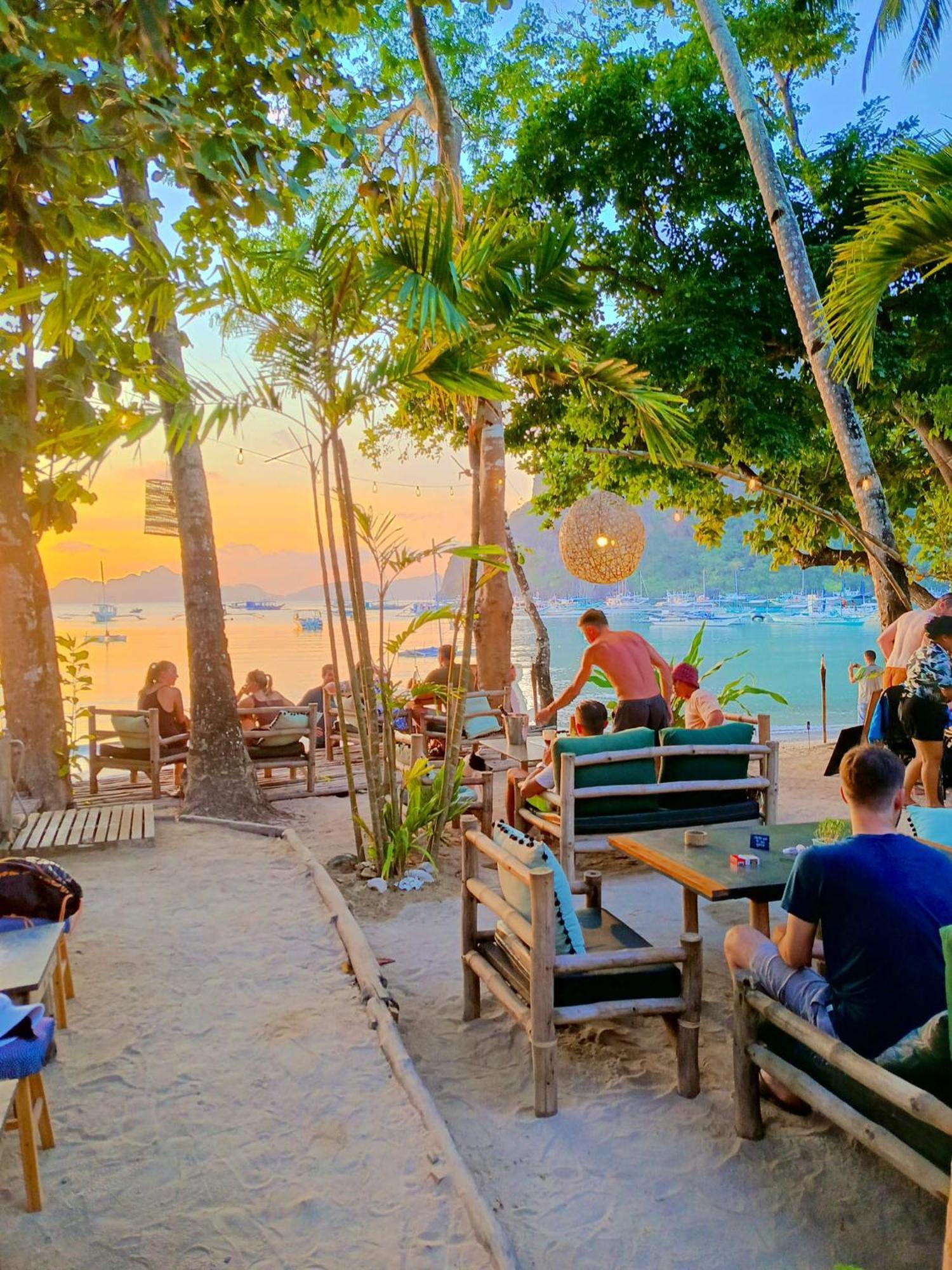 La Plage Hotel El Nido Exterior photo